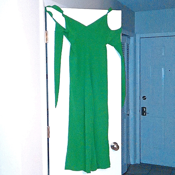 Rolla Coster Jumpsuit 🔥 - Picture 3 of 6